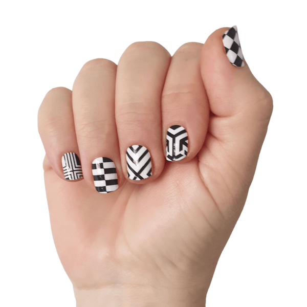 Patterned Perfectly - Nail Confidant of Sweden